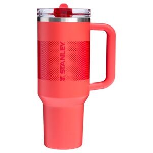 Stanley 40 oz Tumbler in CoralFade